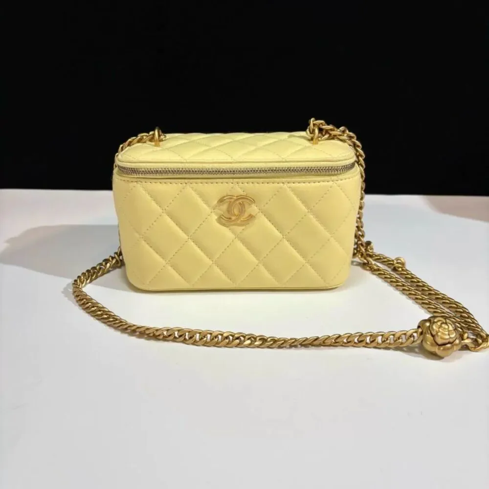 Chanel Women Pre-Loved Bag Very Good Condition